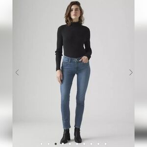 Levi's 311 Shaping Skinny